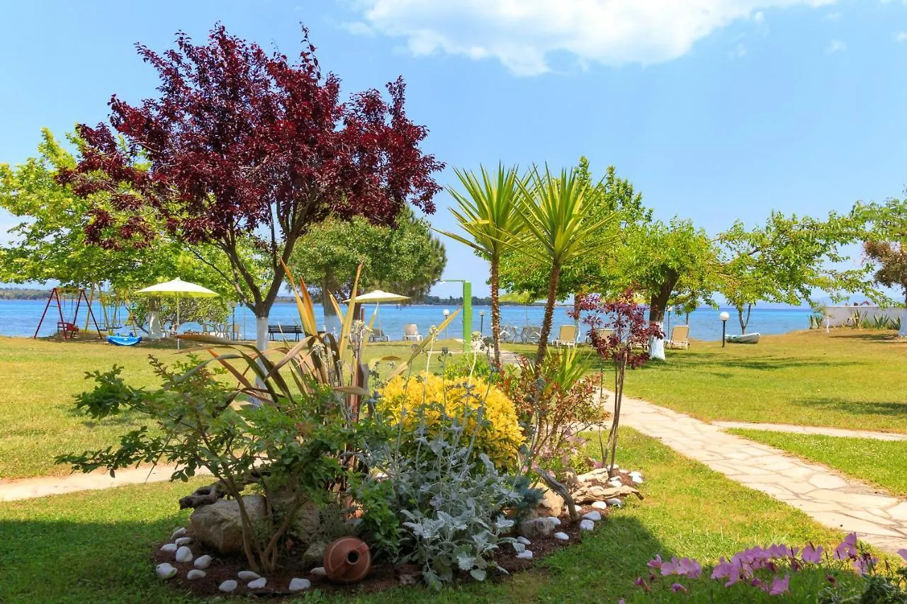 Emi House Aparthotel Vourvourou 0*,