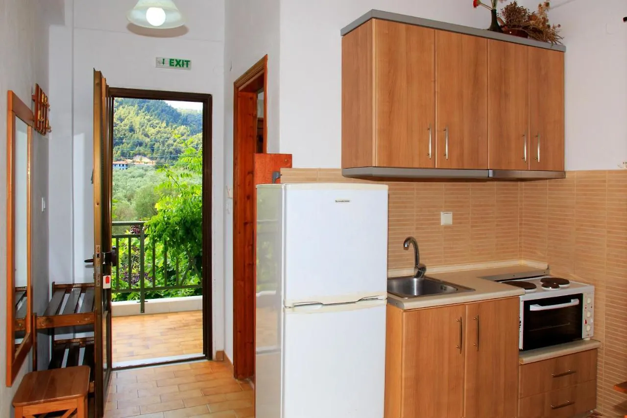Emi House Aparthotel Vourvourou